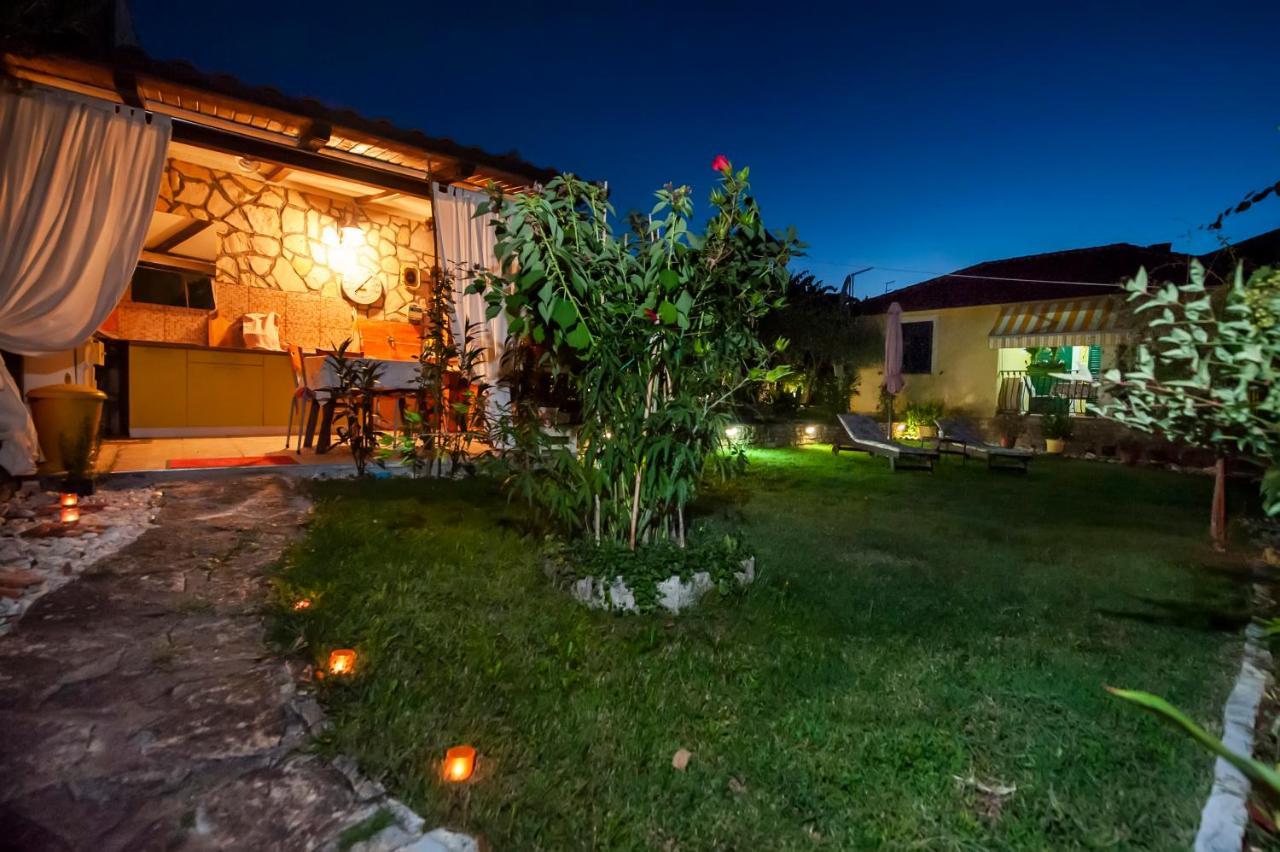 Apartments&Rooms Villa Dea Rovigno Esterno foto