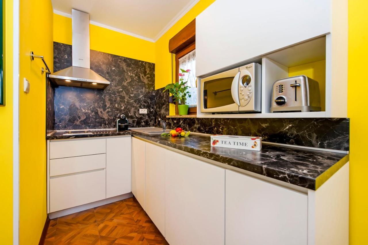 Apartments&Rooms Villa Dea Rovigno Esterno foto